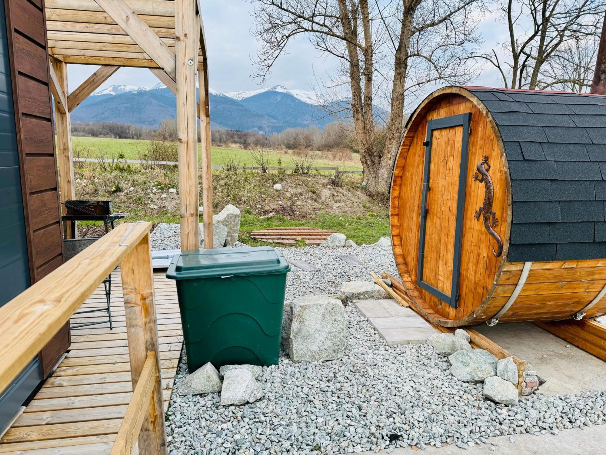 Tiny House With Mountain Views Daire Turany Dış mekan fotoğraf